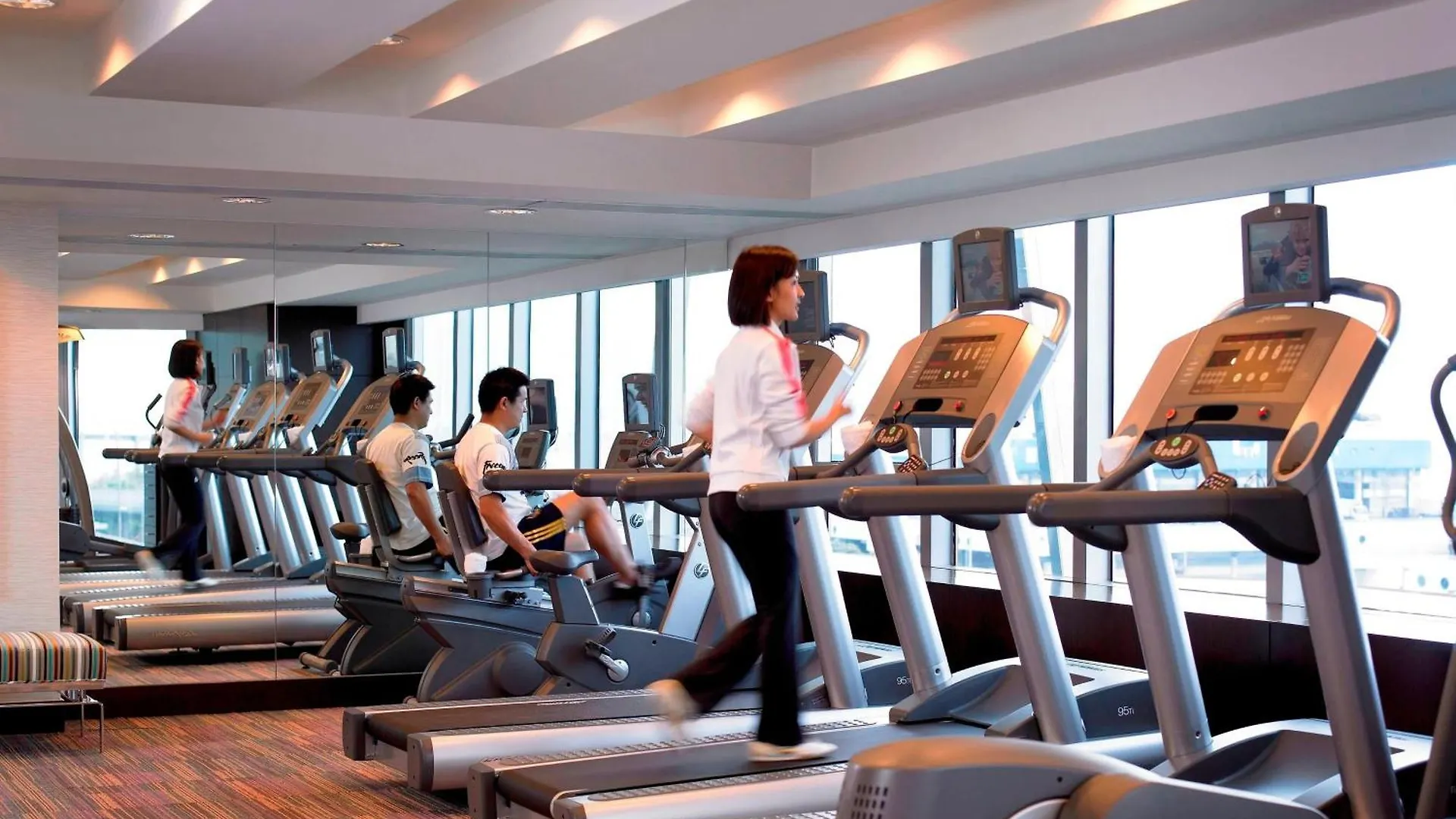 Hotel Courtyard By Marriott Hongkong China